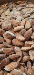 مغز بادام خام درختی